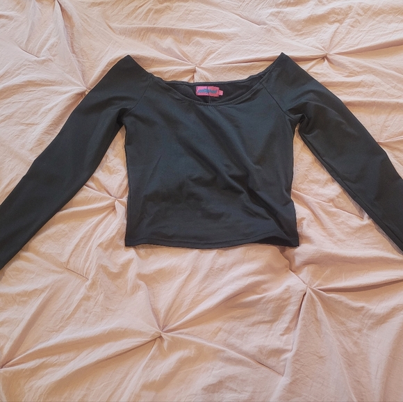 NWT Ediked Black Tahlia V Neck Off Shoulder Top Size S - Picture 2 of 4